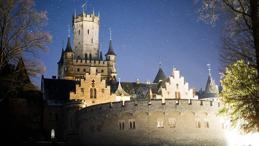 Fast schon für einen Euro verkauft: Die Marienburg südlich von Hannover.
