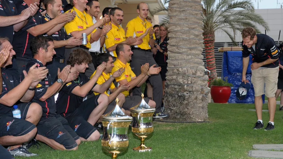 Applaus und Verbeugung: Feiertag bei Red Bull