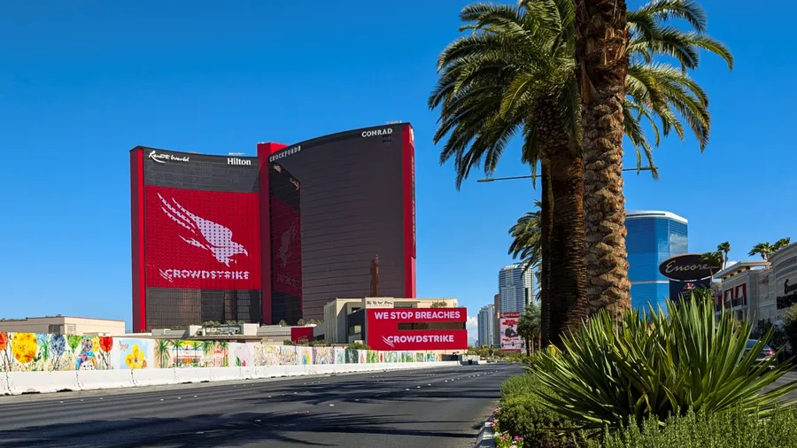 Sichtbar in Las Vegas: Crowdstrike-Logo in der Wüsten-Metropole