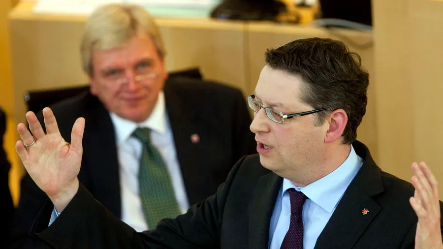 Für SPD-Oppositionsführer Thorsten Schäfer-Gümbel war die Oberbürgermeisterwahl in Frankfurt „eine Ohrfeige“ für Ministerpräsident Volker Bouffier und „ein Aufbruchsignal für Rot-Grün auf Landesebene“
