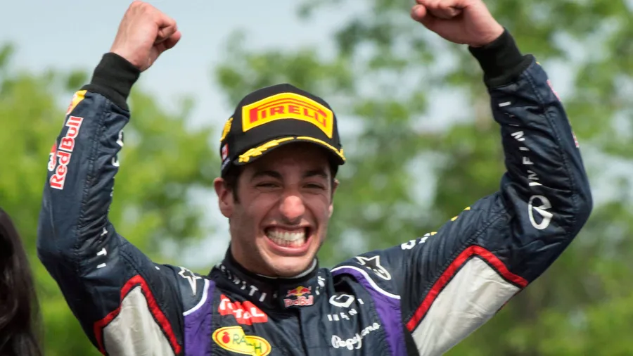 Bislang der bessere Red-Bull-Pilot: Daniel Ricciardo hat Weltmeister Vettel überrascht