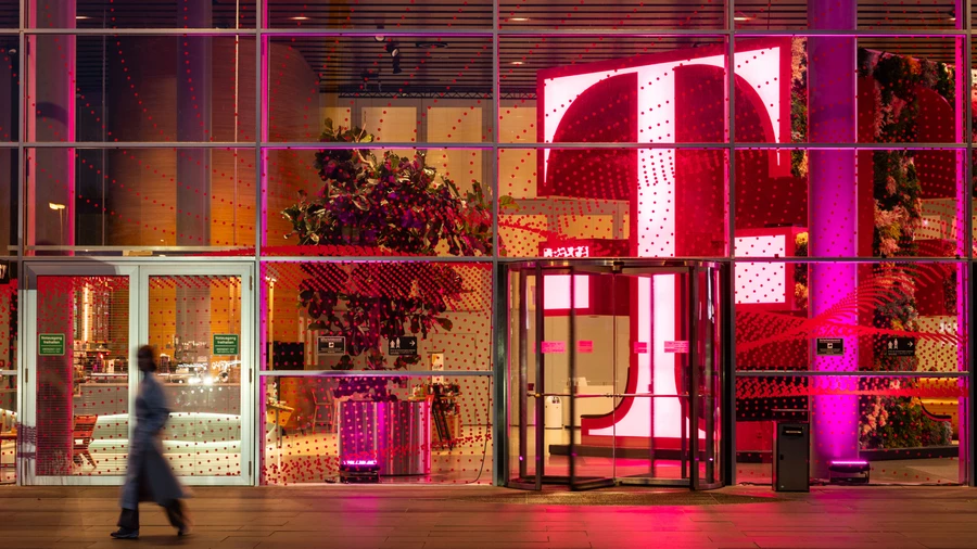 Die Gewinne der Telekom sind hoch: Ein großer Teil davon wird in Amerika erwirtschaftet.