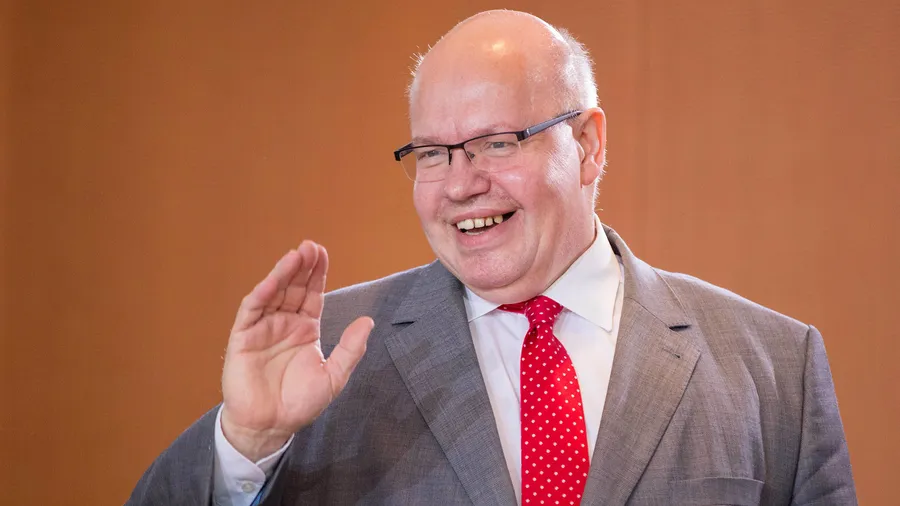 Nicht nur die Rentenübersicht soll digital werden. Kanzleramtschef Peter Altmaier will, dass Bürger viele Anträge bald online erledigen können.