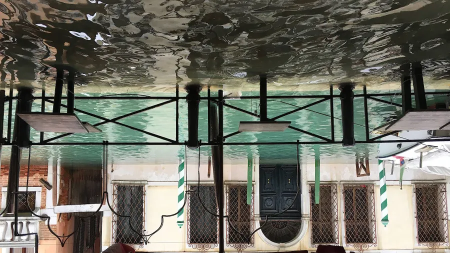 Hier gibt’s vorerst keinen Spritz mehr: Der Stadtteil San Marco ist überschwemmt.