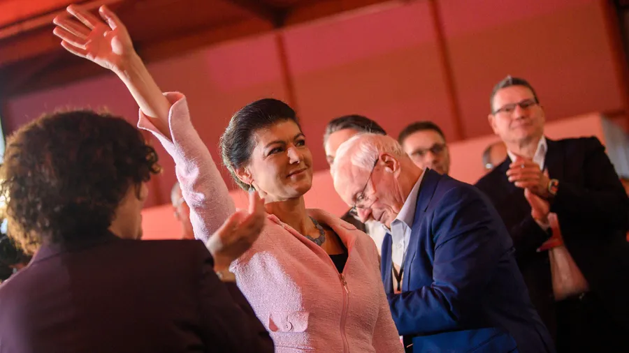 Parteigründerin Sahra Wagenknecht auf den BSW-Parteitag