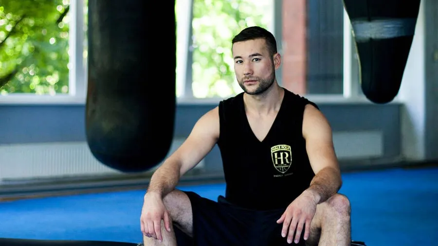 Treibstoff eines Boxers: „Das Feuer in deinem Herzen zeichnet den Kämpfer aus. Und das Feuer wird angetrieben durch das Leben“, sagt Hamid Rahimi