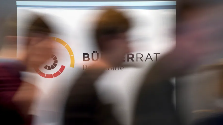 Sind Bürgerräte die Lösung für die Legitimationskrise der Demokratie?