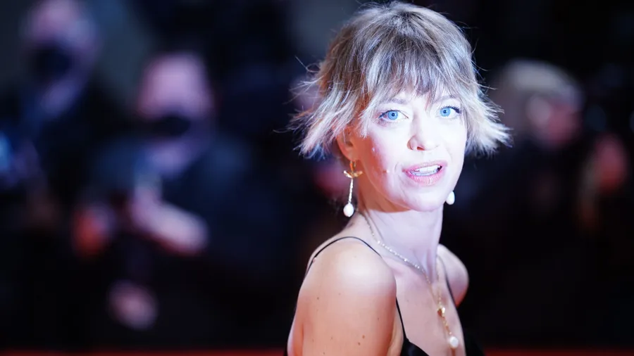 Endlich wieder roter Teppich in Berlin: Heike Makatsch bei der Eröffnung der Berlinale