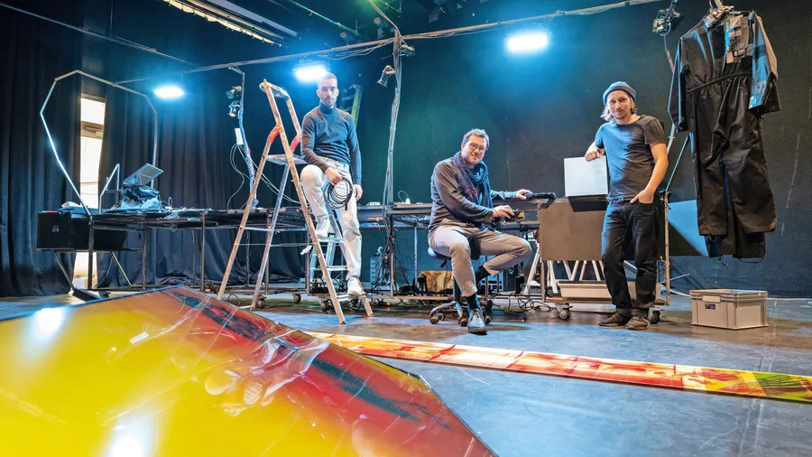 Musik wird Grafik: Raphaël Languillat, Moritz Schneidewendt und Paul Pape (von links)