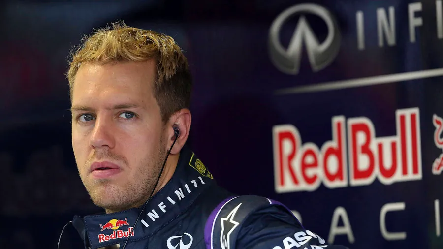 Wie bitte? Übelmeinende, denen der Weltmeister zu dominant ist, pfeifen auf Vettel.