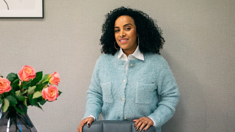 Abeba Getachew in ihrem Kosmetiksalon in Frankfurt-Sachsenhausen