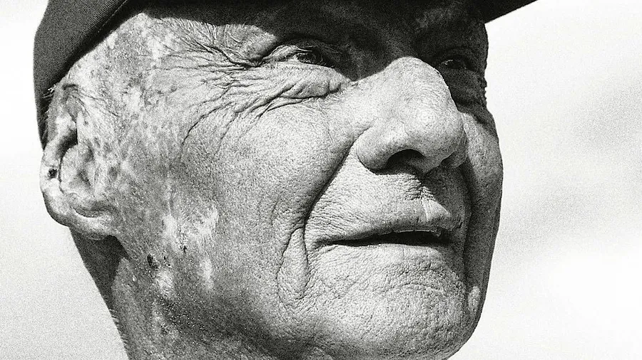 „Es ist nicht einfach, perfekt zu sein“: Das Leben von Niki Lauda gibt es nun als Biographie