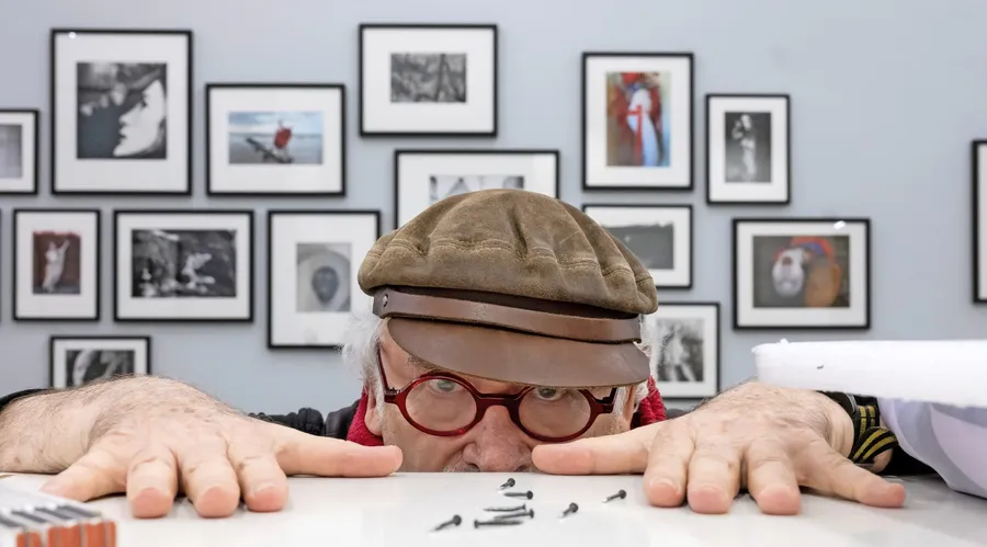 Der Künstler und seine Bilder: Abe Frajndlich im Fotografie Forum Frankfurt.