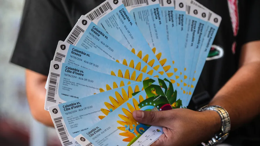 Heiß begehrt - nicht nur bei Fans: WM-Tickets
