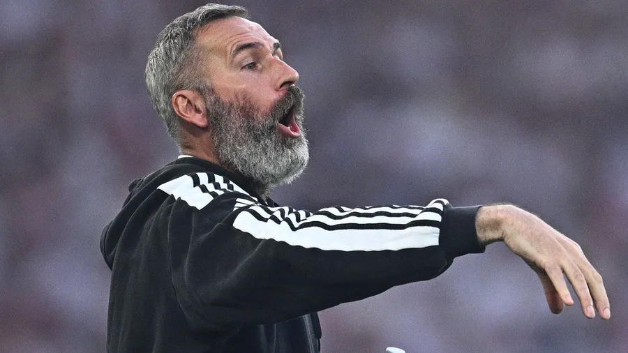 Ein Typ, der auffällt: Hamburgs Trainer Tim Walter