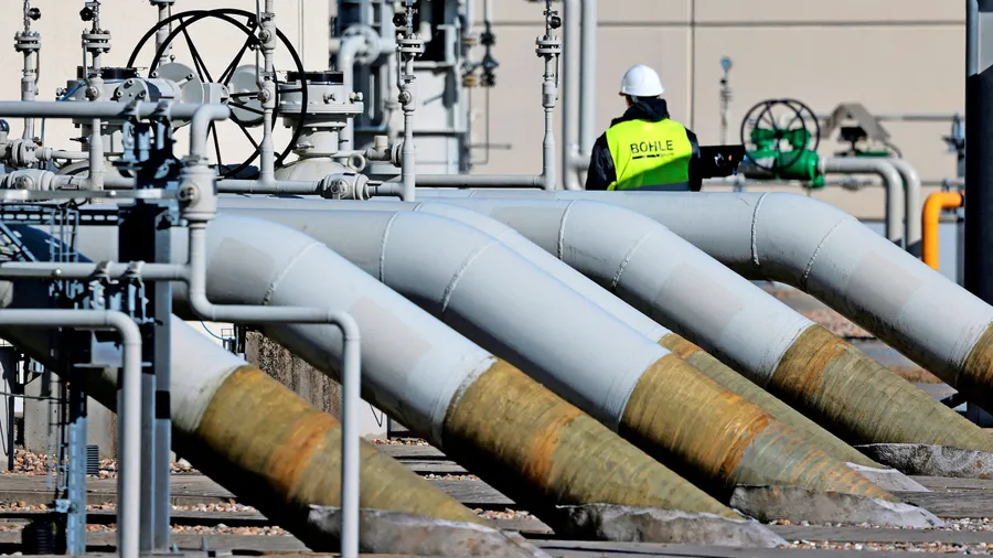 Wartezeit: In Lubmin an der Ostsee kommt das Erdgas aus der Leitung von Nord Stream 1 ans Land.
