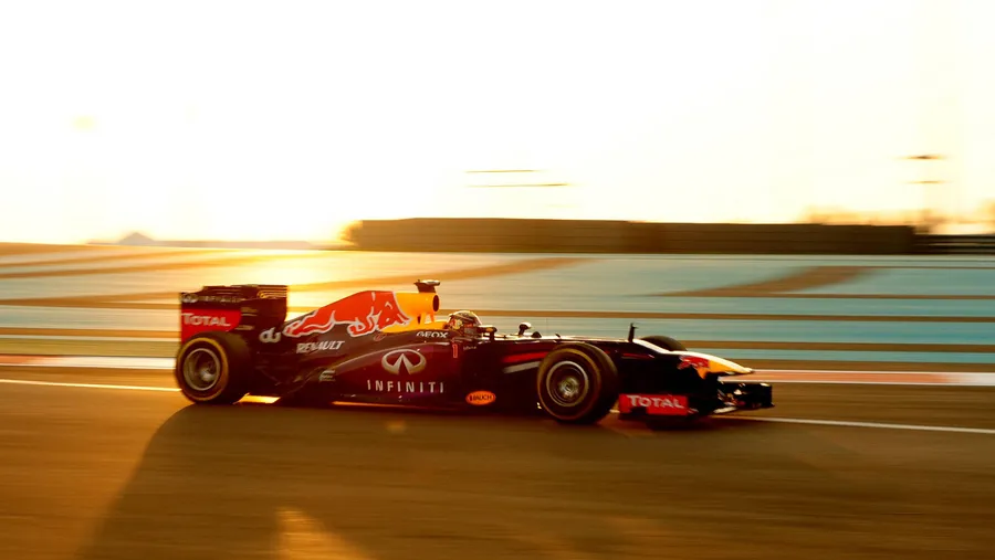 Der Sonnengott auf Rädern: Sebastian Vettel