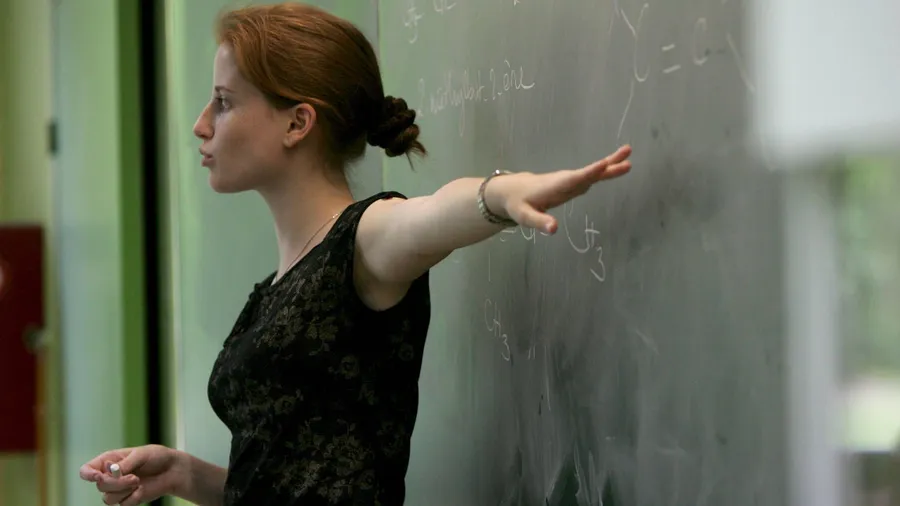 Junge Naturwissenschaftler sind in deutschen Schulen heiß begehrt