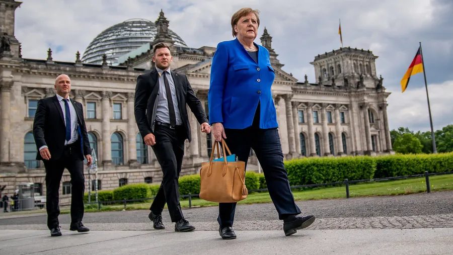 Sie war die erste an der Spitze. Mit der Bundestagswahl endet nach 16 Jahren die Ära Merkel.