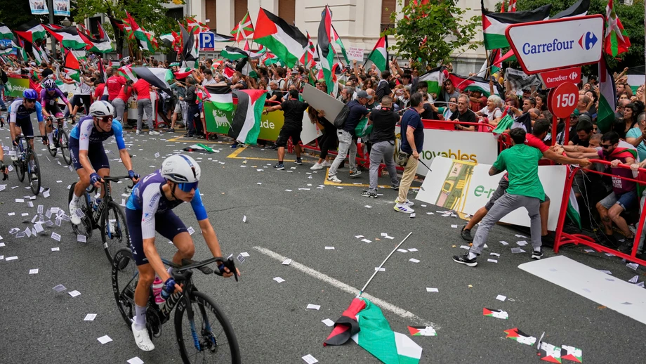 „Du rollst in eine Gruppe Hater – komplett schutzlos“