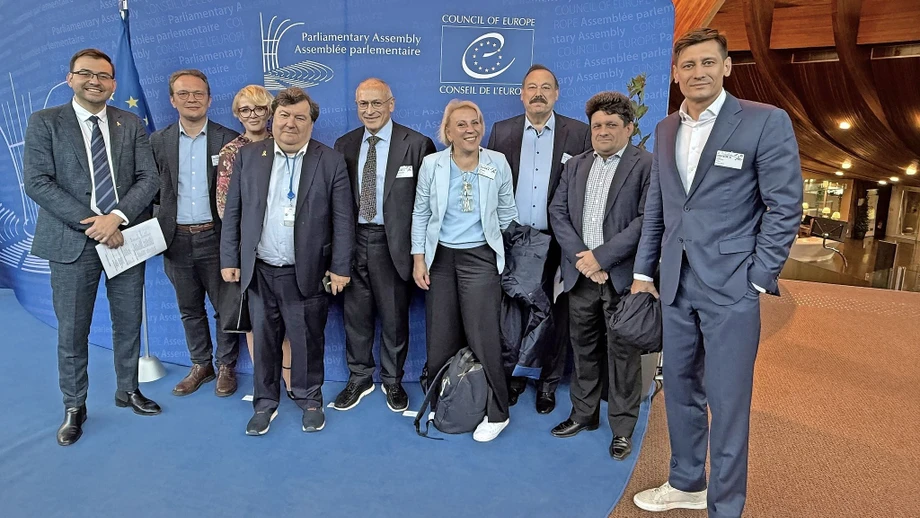 Wer vertritt die „guten“ Russen in Europa?