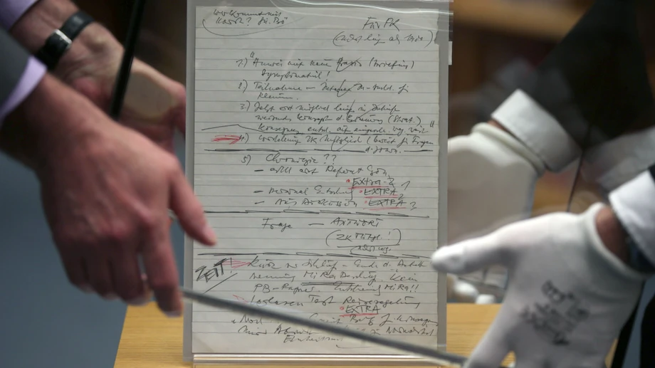 Jetzt wissen wir, woher Schabowskis Zettel kam