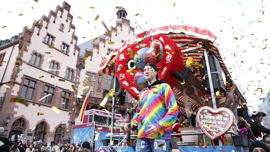 Bis zu 350.000 Besucher am Mainufer erwartet