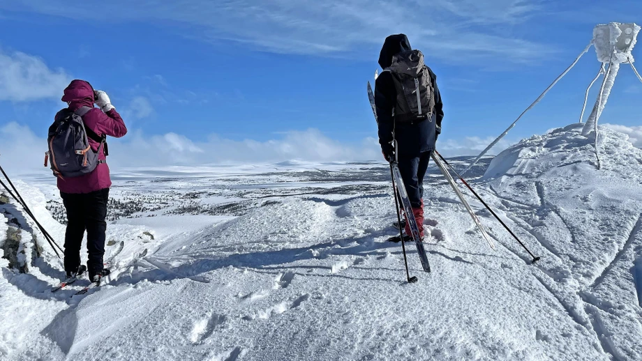 Auf schmalen Skiern in die Silberferien