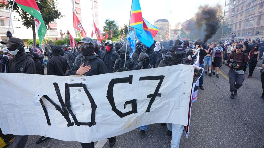 Ausschreitungen bei Protesten gegen G-7-Treffen