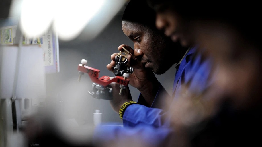 Afrikas Milliardäre wollen den eigenen Kontinent retten