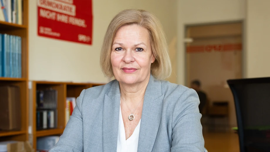 Von der Weltpolitik in den Ortsverein