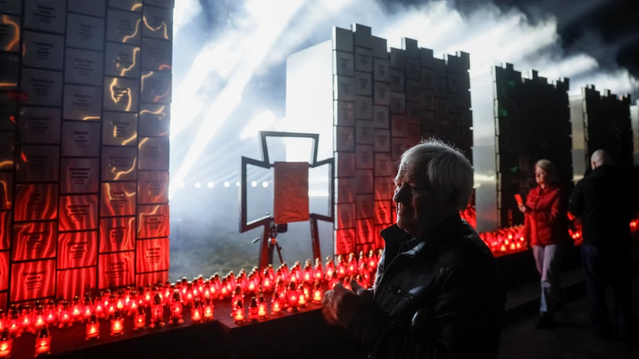 EU-Außenminister gedenken in Butscha russischem Massaker