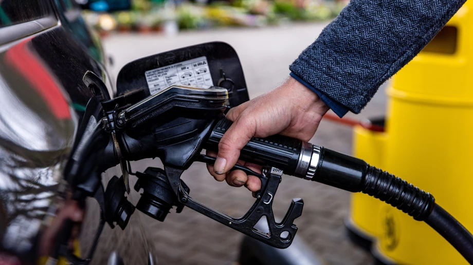 Welche Autofahrer spüren wirklich die höheren Preise an der Zapfsäule?