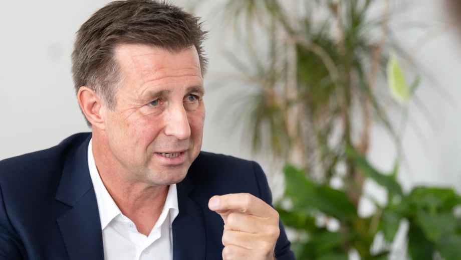 „Unicredits Plan zerlegt die Commerzbank“