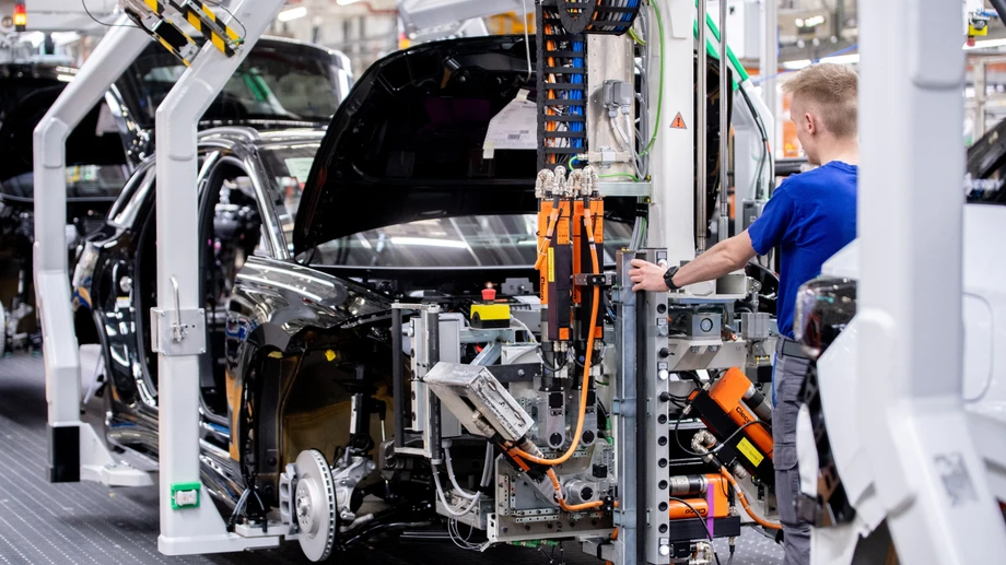 Europas Autokonzerne bieten  100 verschiedene E-Modelle
