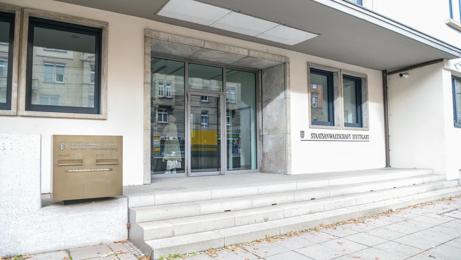 Nahmen Justizmitarbeiter in Baden-Württemberg Geld?