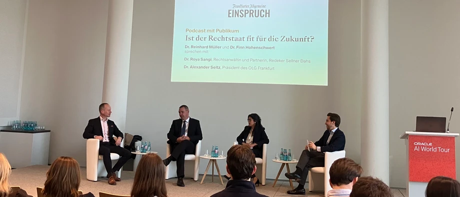 F.A.Z. Einspruch zu Gast auf der Juracon Frankfurt 2026.
