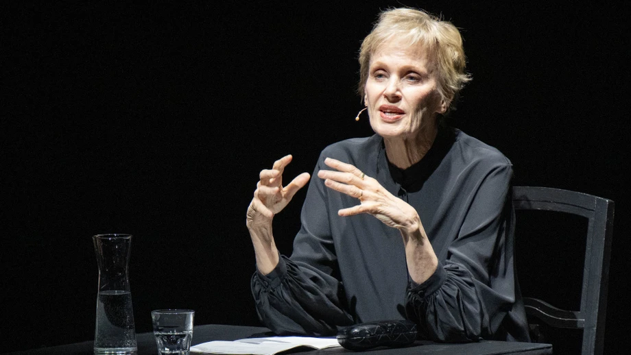 „Ghost Stories“: Nachricht von Paul