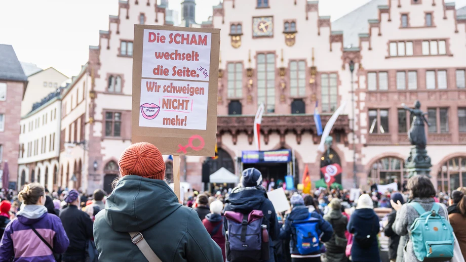 Polizei erfasste 2025 deutlich mehr Vergewaltigungsfälle
