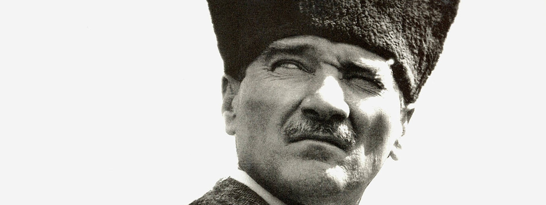 Uber Die Ursprunge Der Turkischen Identitat