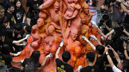 Weg mit der „Säule der Schande“