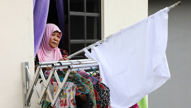 Weiße Fahnen als Hilferuf