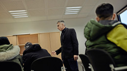 Land kündigt deutlich weniger Flüchtlinge an