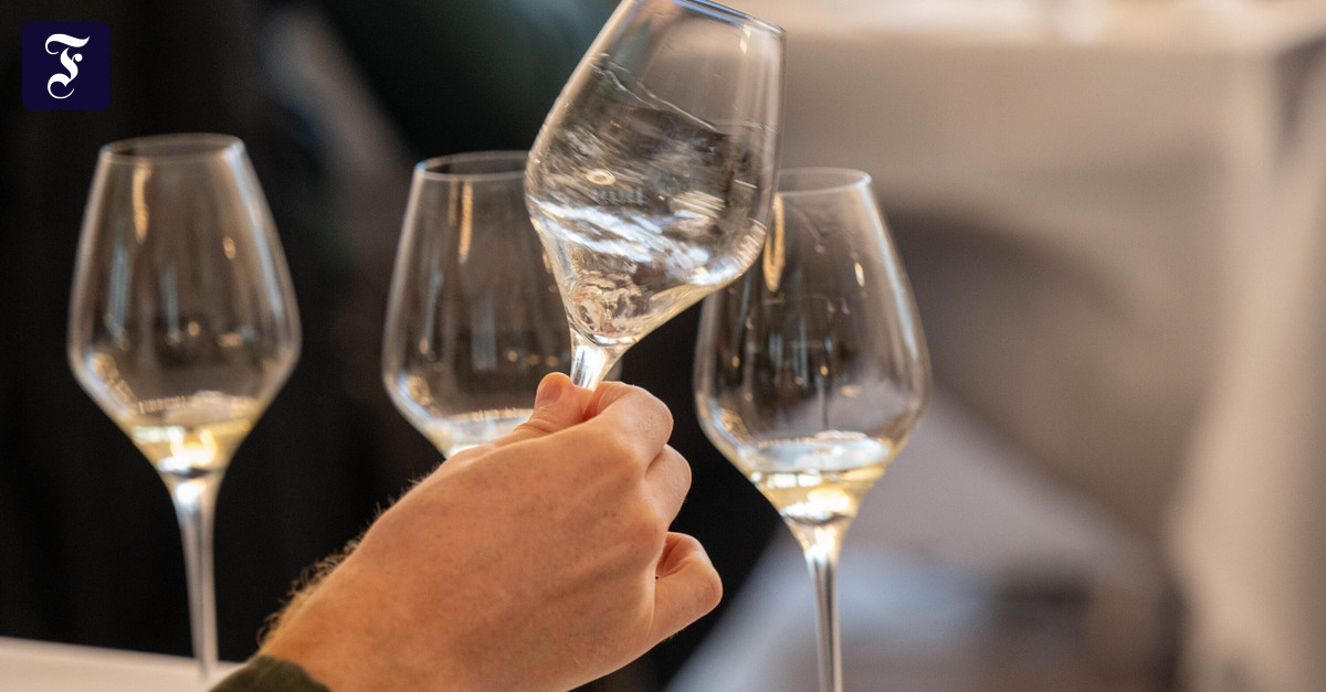 Wo-die-Weine-orange-oder-bernsteinfarben-sind