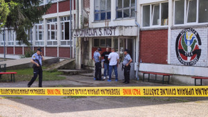 Schulmitarbeiter erschießt drei Kollegen