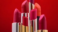 Der Lippenstift wird zum Highlight jedes tristen Videocalls.
