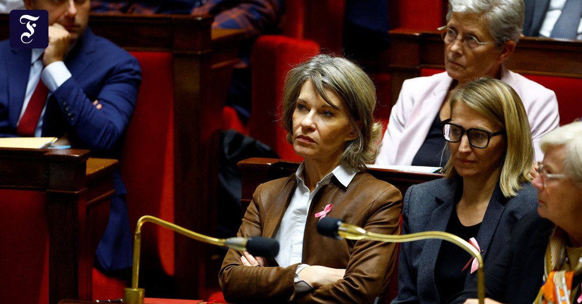 フランスの学校には記念碑はない