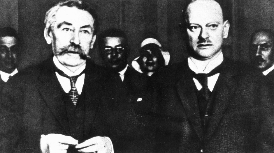 Bilderstrecke zu Historisches EPaper Zum Tode von Stresemann Bild