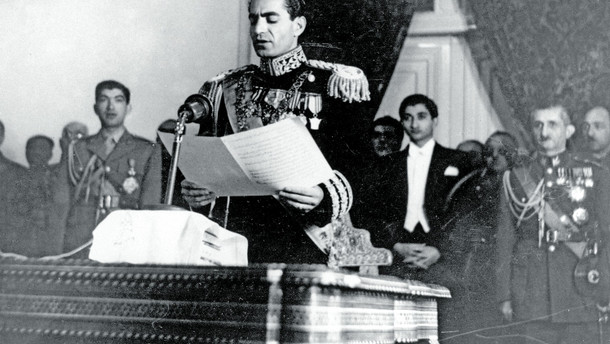 Zwei Trennungen und ein Todesfall Zwei Trennungen und ein Todesfall