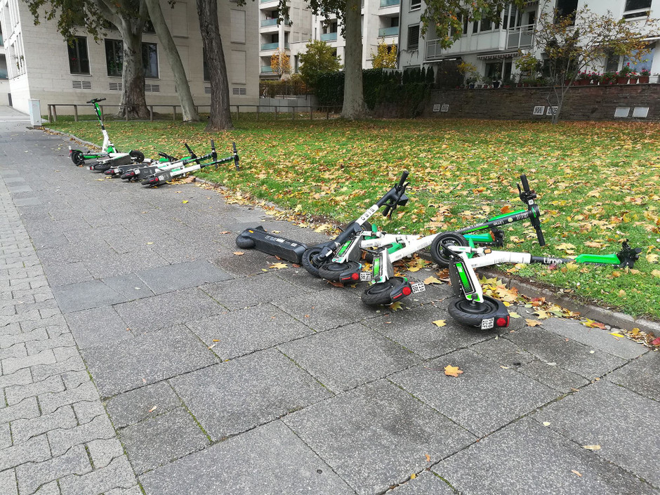 Bild zu EScooterVerbot Nach Paris nun auch Debatte in deutschen Städten Bild 1 von 1 FAZ